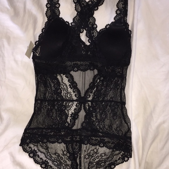 Lace bodysuit - Picture 3 of 3